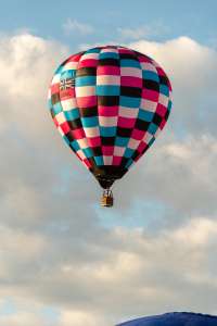 G-CNBL hot air balloon, a Diamond P-90. Photograph by Dave