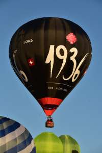 1936 Beer hot air balloon G-CNCD, a Cameron Z-105. Photograph by Dave