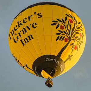Tuckers Grave Inn hot air balloon G-CNDI, a Diamond S-105, seen at Arrow, Warwickshire, United Kingdom on 29 May 2026. Photograph by Dave