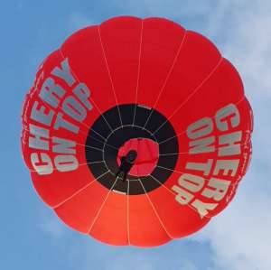 G-CNDU hot air balloon, a Cameron Z-31, added to the archive 22 September 2026. Photograph by George_Madd