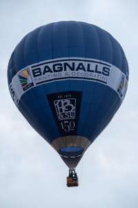 Bagnalls hot air balloon G-COAT, a Cameron Z-90. Photograph by Dave