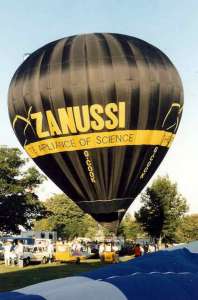 G-COOK hot air balloon, added to the archive 27 August 2026. Photograph by Bill Teasdale