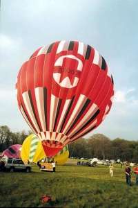 G-DENT hot air balloon, a Cameron N-145. Photograph by Andrew Garrett