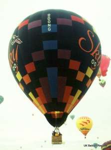G-DONG hot air balloon, a SKY 105-24, added to the archive 7 September 2026. Photograph by Mel Kirby