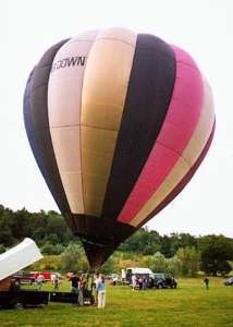 G-DOWN hot air balloon, added to the archive 27 August 2026. Photograph by Andrew Garrett
