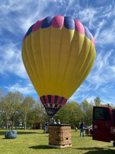G-DRAW hot air balloon, a Thunder AND Colt Colt 77A, added to the archive 14 September 2026. Photograph by Cera168_