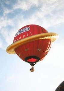 G-DREX hot air balloon, a Cameron SATURN-110. Photograph by Andrew Garrett