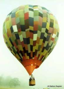 G-DRGN hot air balloon, a Cameron N-105, added to the archive 7 September 2026. Photograph by Mel Kirby