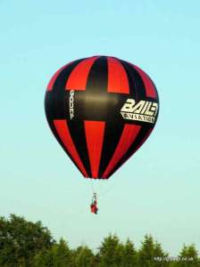 G-DUMP hot air balloon, a Customcraft A25. Photograph by Balloon Spotters Archive