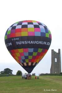 G-DUNS hot air balloon, a Lindstrand HOT AIR Balloons LBL 90A, added to the archive 7 September 2026. Photograph by Andy Martin