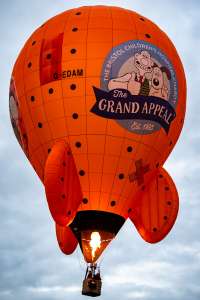 Rocket hot air balloon G-EDAM, an Ultramagic M-77C (grand appeal, bristol childrens hospital, wallace and gromit, spaceship). Photograph by Dave