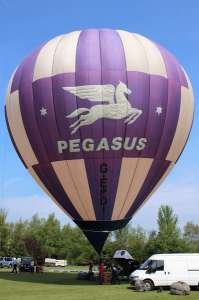 G-EPDI hot air balloon, a Cameron N-77, added to the archive 7 September 2026. Photograph by G Bann