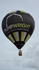 Pumpwright hot air balloon G-ESMI, a Cameron Z-90. Photograph by Dave