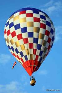 G-GABS hot air balloon, a Cameron TR-70, added to the archive 7 September 2026. Photograph by Balloon Spotters Archive