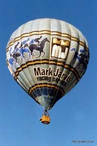 G-GEEZ hot air balloon, added to the archive 27 August 2026. Photograph by Mike Clarke
