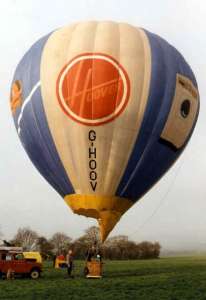G-HOOV hot air balloon, added to the archive 27 August 2026. Photograph by Bill Teasdale