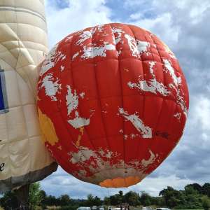 Globe hot air balloon G-IBBC, a Cameron SPHERE-105 (bbc)