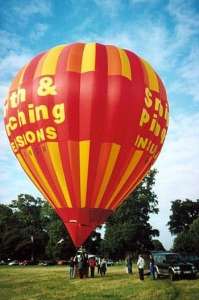 G-INSR hot air balloon, a Cameron N-90. Photograph by Andrew Garrett