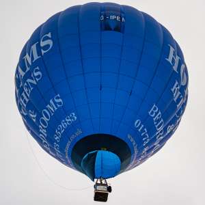 G-IPEN hot air balloon, an Ultramagic M-90. Photograph by Dave
