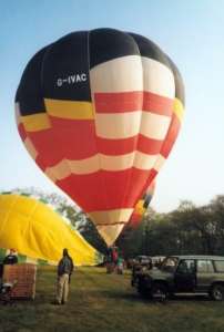 G-IVAC hot air balloon, added to the archive 27 August 2026. Photograph by Andrew Garrett