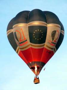 G-IWON hot air balloon, a Cameron V-90, added to the archive 7 September 2026. Photograph by Balloon Spotters Archive