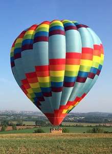 G-KENA hot air balloon, a Cameron A-300. Photograph by www.ballooningintuscany.com