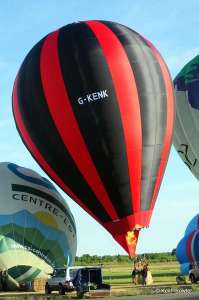 G-KENK hot air balloon, a Cameron TR-70. Photograph by Keith Sowter