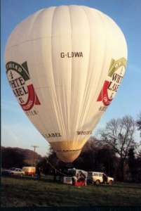 G-LOWA hot air balloon, added to the archive 27 August 2026. Photograph by Andrew Garrett