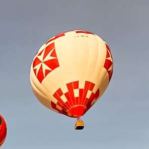 G-MLTA hot air balloon, an Ultramagic M-77. Photograph by Dave