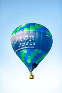 Prestige Grounds hot air balloon G-MOWW, a Cameron Z-105. Photograph by Dave