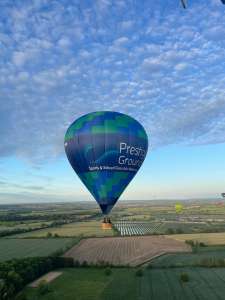 G-MOWW hot air balloon, a Cameron Z-105, added to the archive 14 September 2026. Photograph by Cera168_