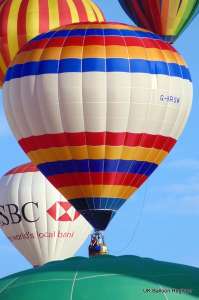 G-MRSW hot air balloon, added to the archive 27 August 2026. Photograph by Kevin Boon