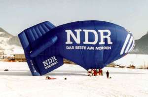 G-NDRW hot air balloon, added to the archive 27 August 2026. Photograph by Bill Teasdale