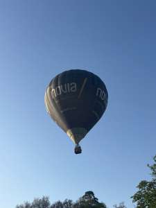 G-NFVB hot air balloon, a Cameron Z-105, added to the archive 15 September 2026. Photograph by R0nN1e