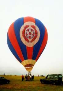 G-OAFC hot air balloon, added to the archive 27 August 2026. Photograph by Andrew Garrett