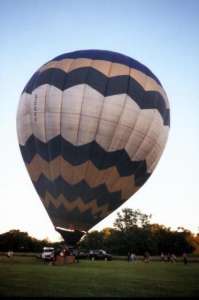 G-OGAV hot air balloon, added to the archive 27 August 2026. Photograph by Andrew Garrett