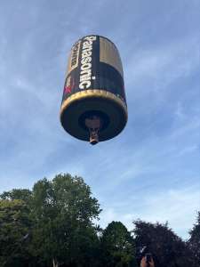 G-OKCP hot air balloon, a Lindstrand Balloons LBL Battery, added to the archive 15 September 2026. Photograph by R0nN1e