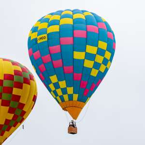 G-OMDD hot air balloon, a Cameron Balloons Thunder AX8-90 S2