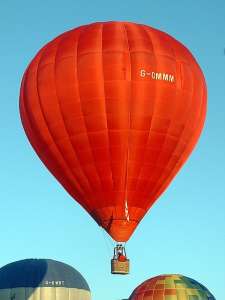 G-OMMM hot air balloon, a Thunder AND Colt Colt 90A, added to the archive 7 September 2026. Photograph by Balloon Spotters Archive