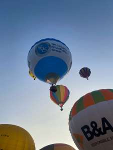 G-ORCV hot air balloon, a Cameron Z-120, added to the archive 16 September 2026. Photograph by R0nN1e