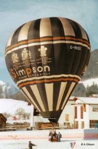 G-PHSI hot air balloon, added to the archive 27 August 2026. Photograph by A Gibson