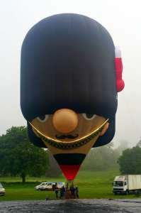 Busby hot air balloon G-POMP, a Cameron BEARSKIN-100 (guardsman, character), added to the archive 7 September 2026. Photograph by James Burrows