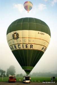 G-POPP hot air balloon, added to the archive 27 August 2026. Photograph by Andy Davey