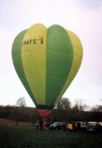 G-RAFE hot air balloon, added to the archive 27 August 2026. Photograph by Andrew Garrett
