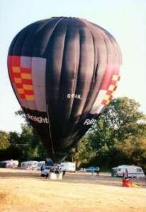 G-RAIL hot air balloon, added to the archive 27 August 2026. Photograph by Andrew Garrett