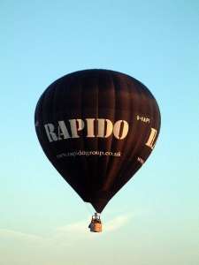 G-RAPI hot air balloon, a Lindstrand HOT AIR Balloons LBL 105A. Photograph by Andrew Garrett