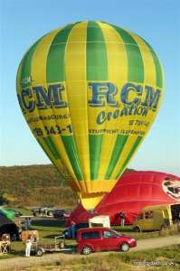 G-RCML hot air balloon, a SKY 77-24. Photograph by Georges Klompf