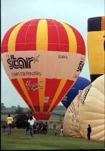 G-RFIL hot air balloon, added to the archive 27 August 2026. Photograph by Andrew Garrett