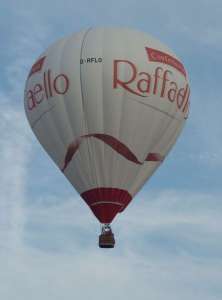 Raffaello hot air balloon G-RFLO, an Ultramagic M-105. Photograph by Ian Grove