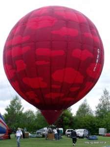 G-RNIE hot air balloon, a Cameron BALL-70, added to the archive 7 September 2026. Photograph by Balloon Spotters Archive
